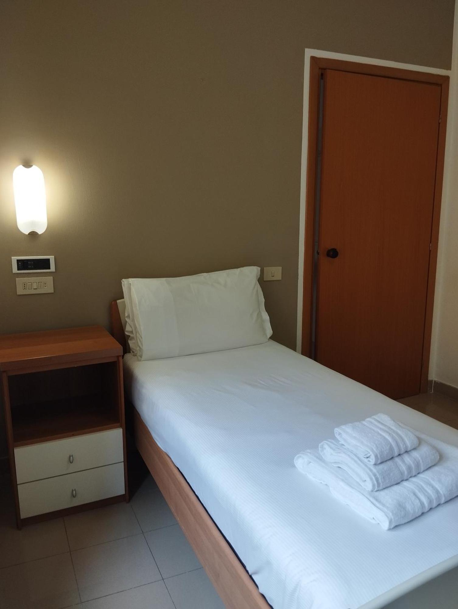Hostel Ah Roma Exteriér fotografie