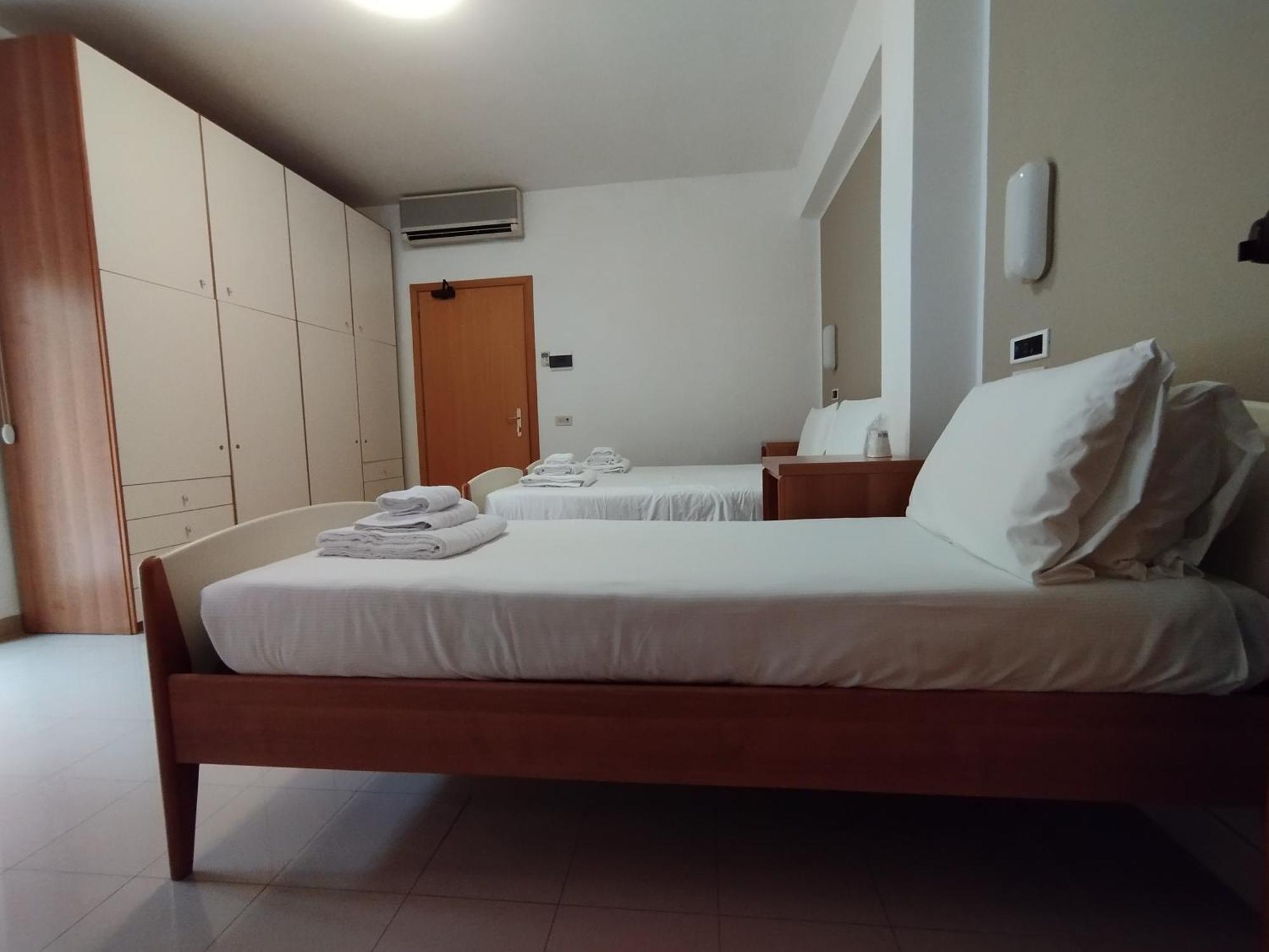 Hostel Ah Roma Exteriér fotografie